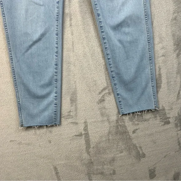 Madewell 10” High-Rise Skinny Crop Raw Hem. Style# NI913. Size 31. Light Wash. - Picture 8 of 11